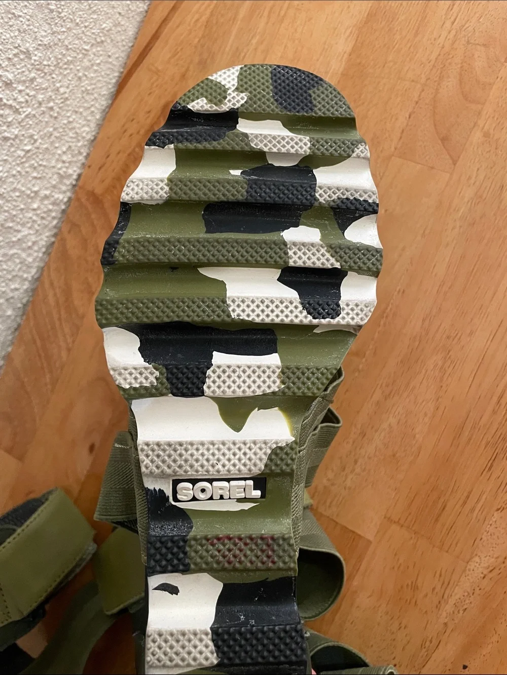 Sorel Joanie Olive Green Strappy Wedge Sandals Size US 11, Euro 42